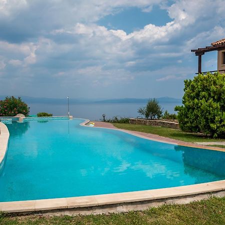 Blue Thea Luxury Villa In Afitos Eksteriør bilde