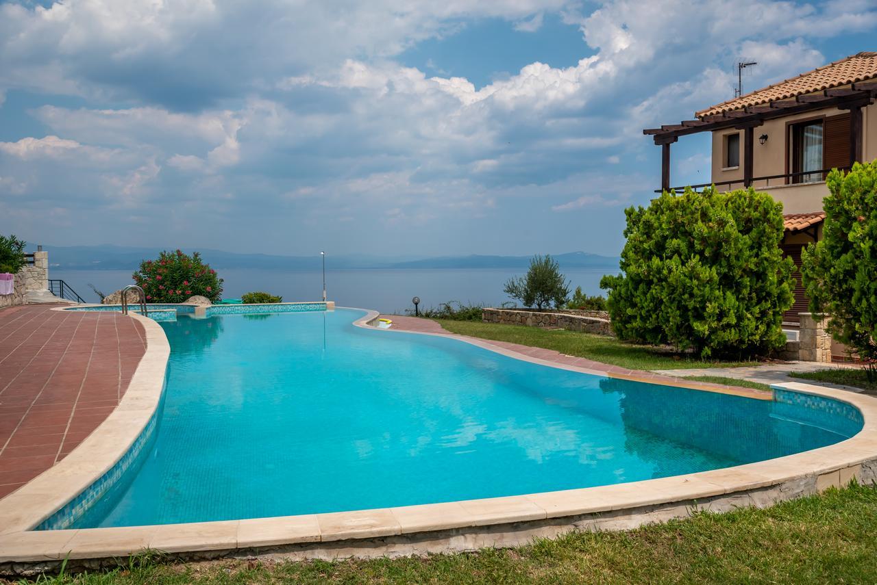 Blue Thea Luxury Villa In Afitos Eksteriør bilde
